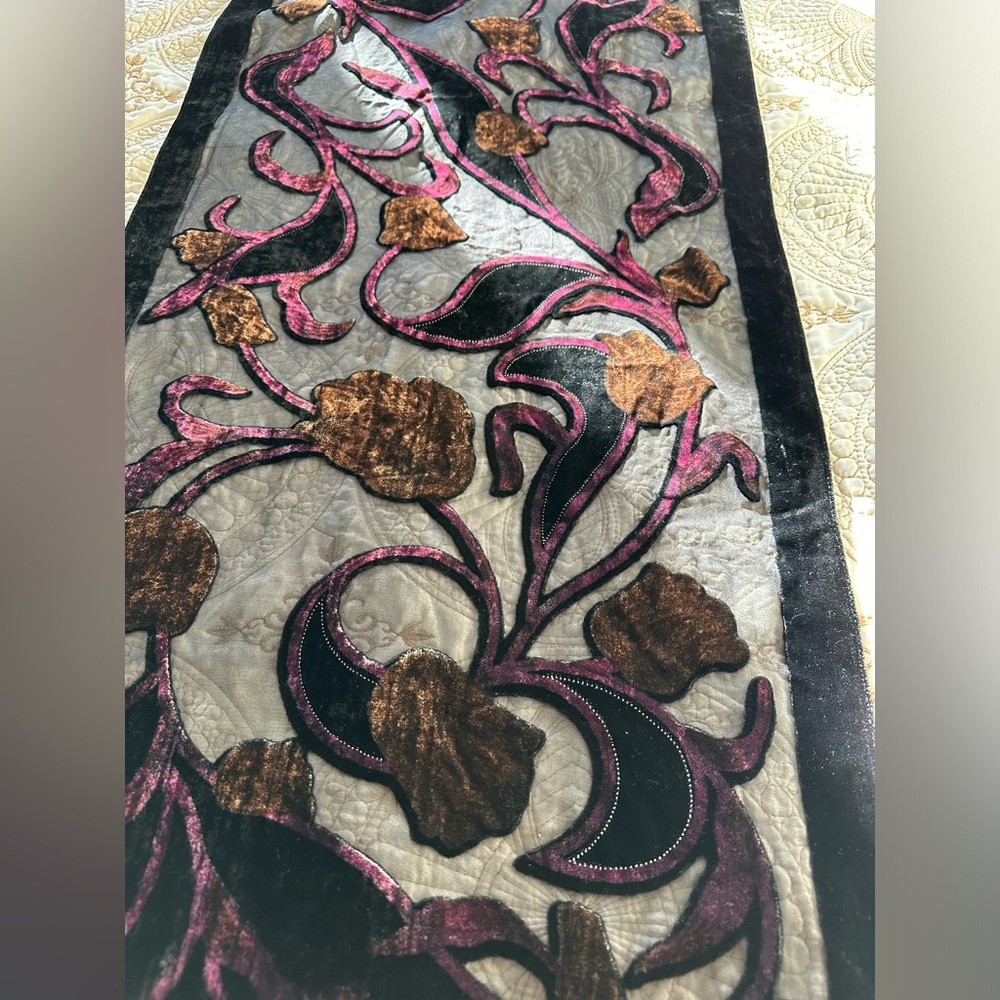 Gorgeous Luxury Velvet Shawl